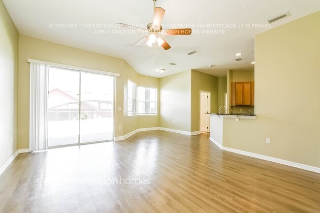 Building Photo - 920 White Oak Way