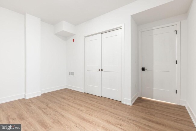 Foto del edificio - 1519 Ridge Ave