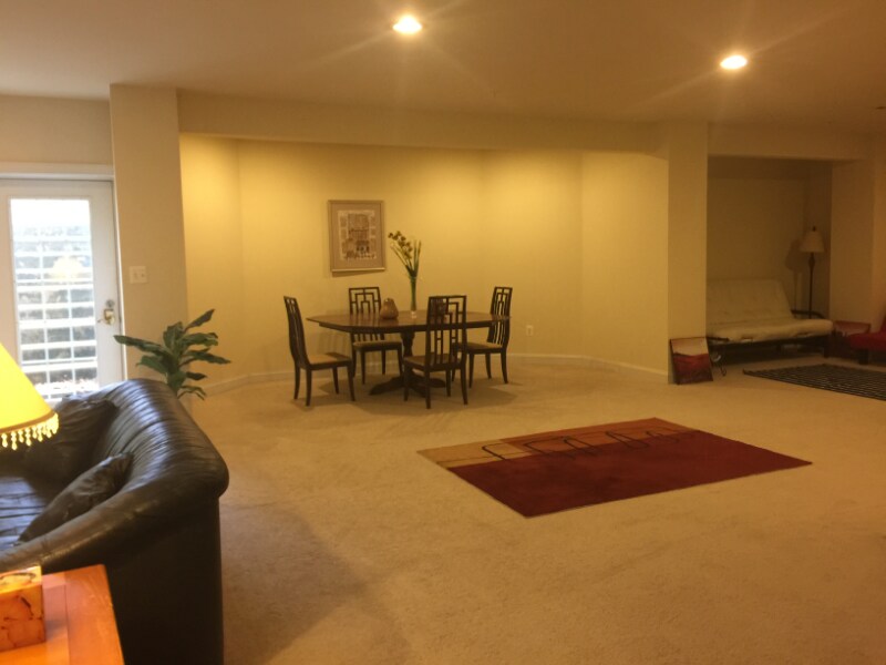 Foto principal - 10000 Summerwood Ln