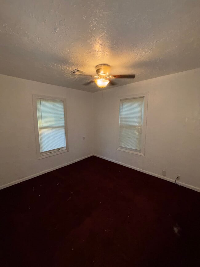 Foto del edificio - 1506 NW Euclid Ave