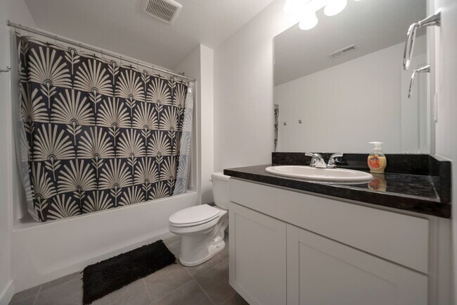 Foto del edificio - 5659 Coastal Ridge Ln