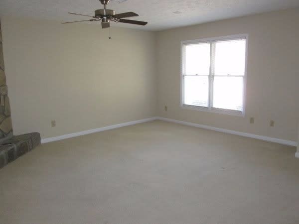 Foto del edificio - 1200 Park Creek Cir