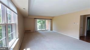 Foto del edificio - 244 Drummers Ln