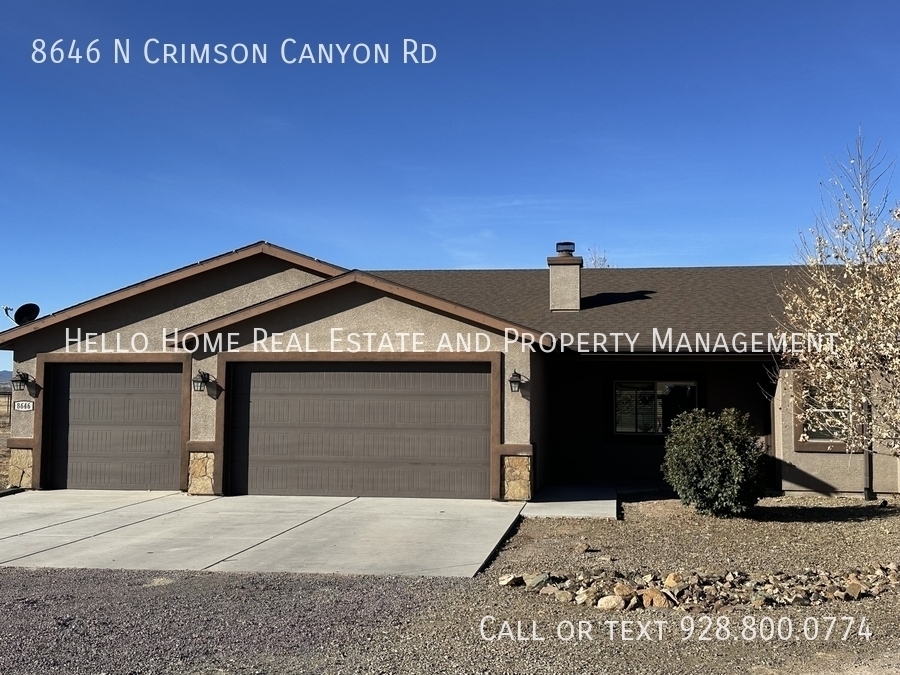 Foto del edificio - 8646 N Crimson Canyon Rd