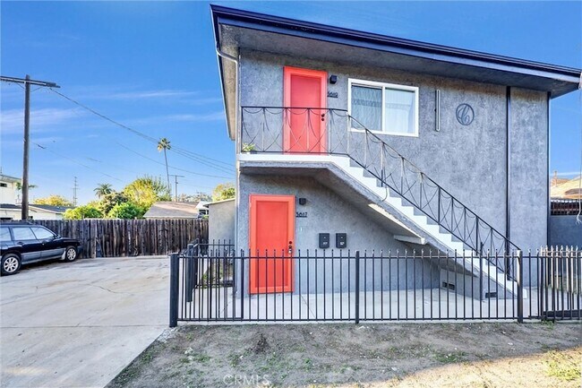 Foto del edificio - 3617 Carlota Blvd