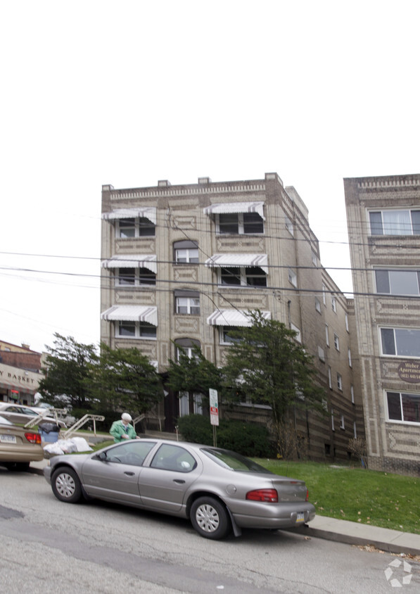 Primary Photo - 2903 Voelkel Ave