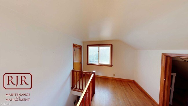 Building Photo - 400 N 15th St