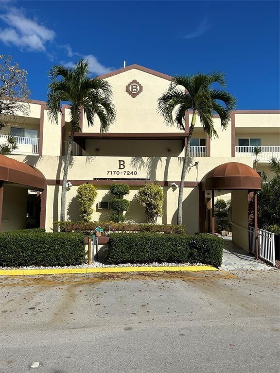 Foto principal - 7214 S Devon Dr