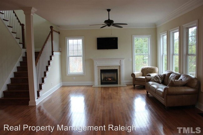 Foto del edificio - 1501 Heritage Reserve Ct