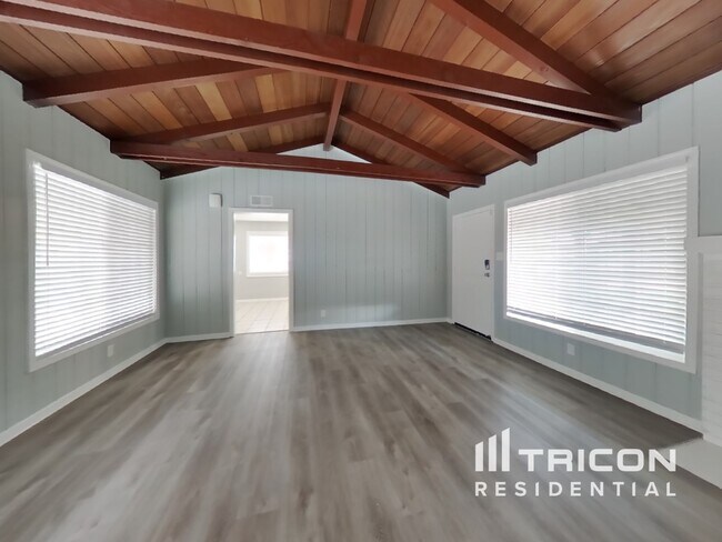 Building Photo - 106 Sierra Drive Pittsburg CA