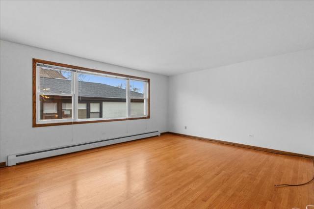 Building Photo - 2 bedroom in Chicago IL 60625