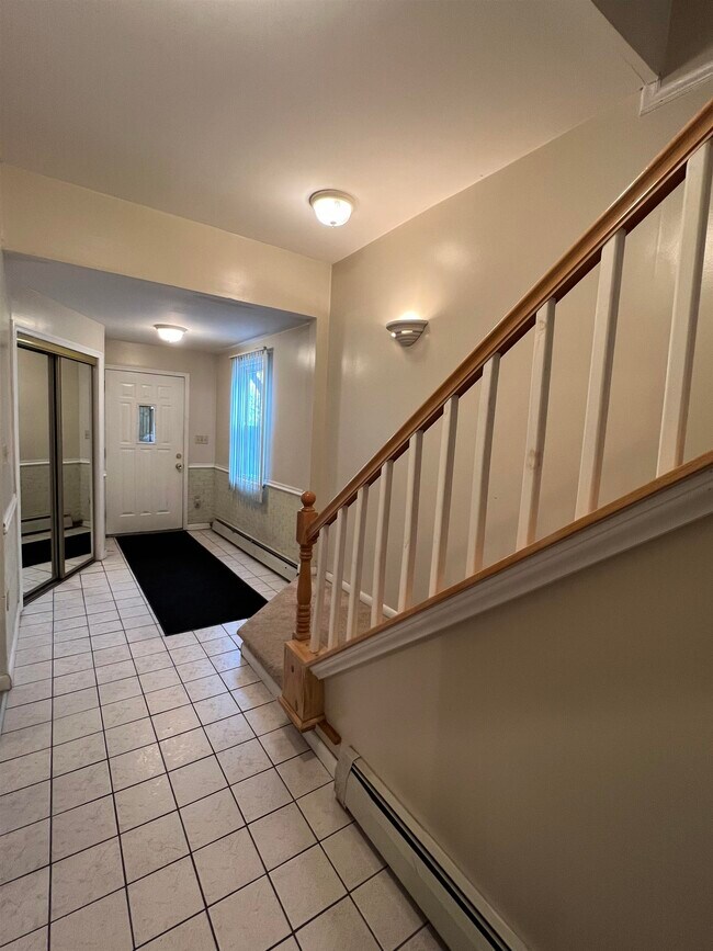 Building Photo - 22 Wegman Ct
