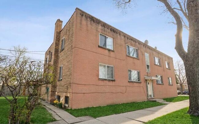 Foto del edificio - 2951 W Rosemont Ave