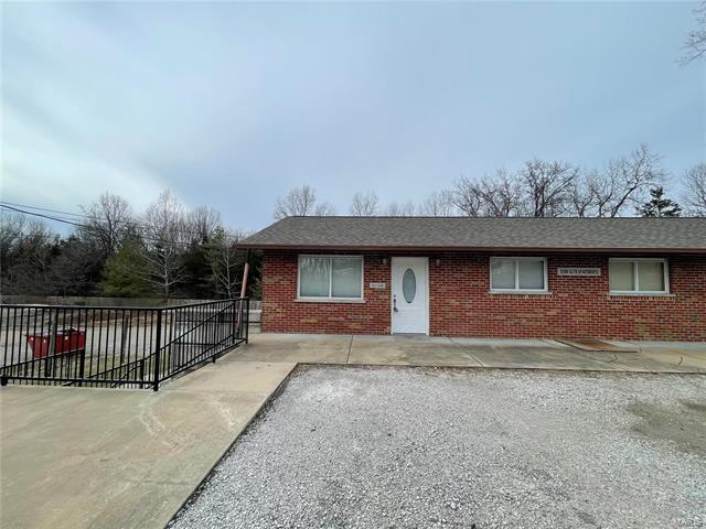 Primary Photo - 6164 Roseglyn Ln