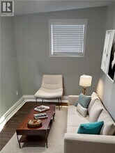 Building Photo - 70 Victoria Ave S