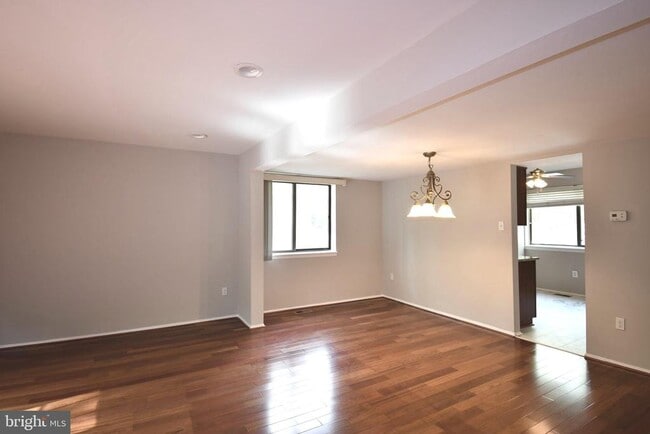 Building Photo - 7106 Winter Rose Path