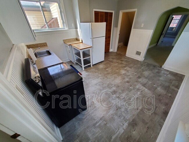 Foto del edificio - 423 Pearl St