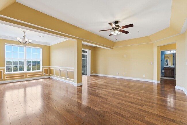 Foto del edificio - 9202 Charleston Dr