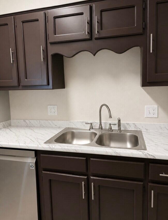 Foto del edificio - 133 Westridge Dr