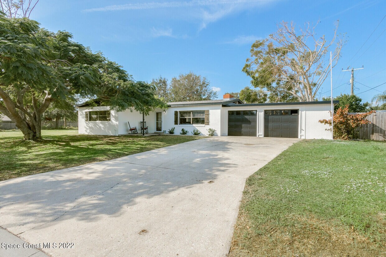 Primary Photo - 315 Kenzel Ct