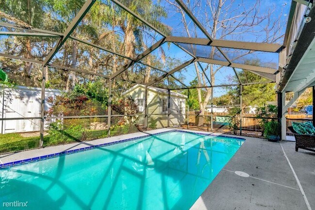 Building Photo - 2 br, 1 bath House - 295 13Th Avenue N