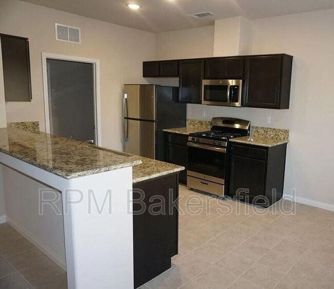 Building Photo - 5605 Beacon Ridge Ct