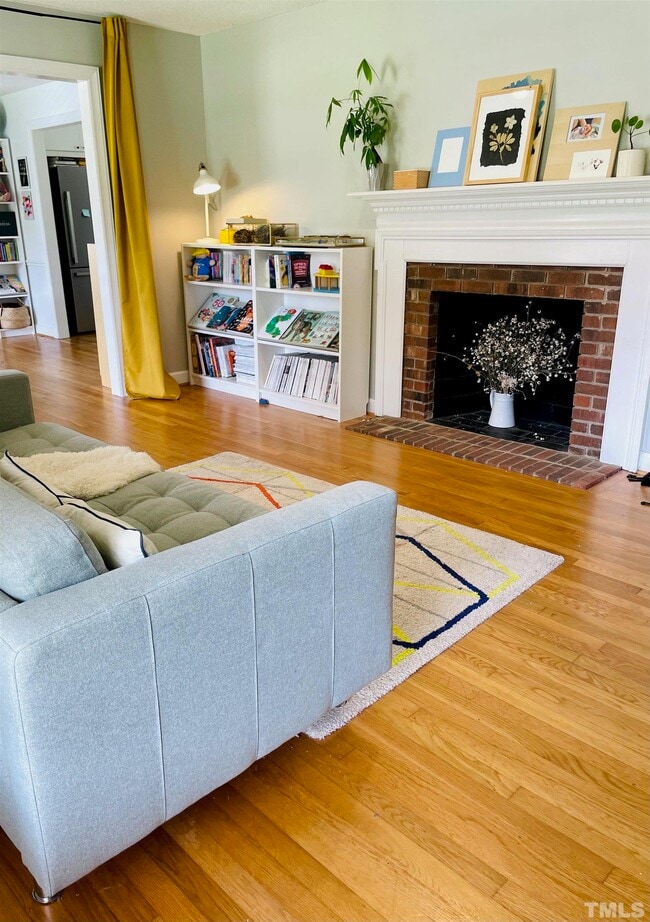 608 Delany Dr photo'