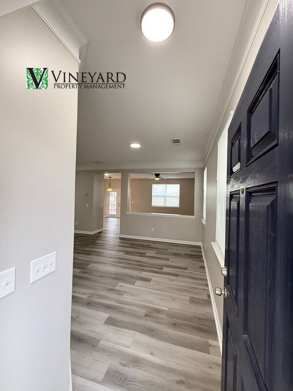 Foto del edificio - 116 Silver Bow Ln