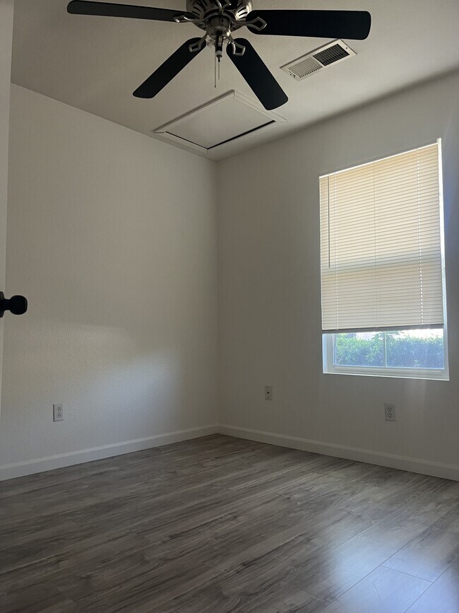 Foto del edificio - 1762 Bellis Ct