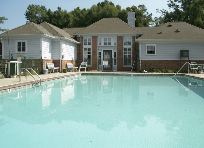 Building Photo - Blue Ridge Apartments