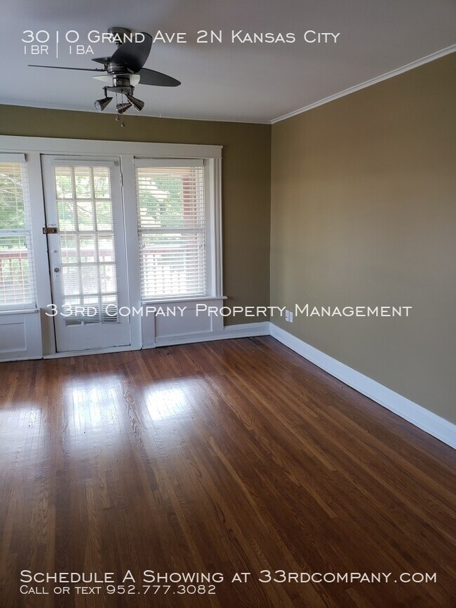 Foto del edificio - 3010 Grand Ave
