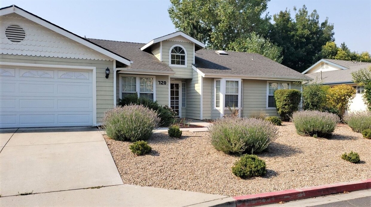 Primary Photo - 4 br, 2 bath House - 720 Shaw