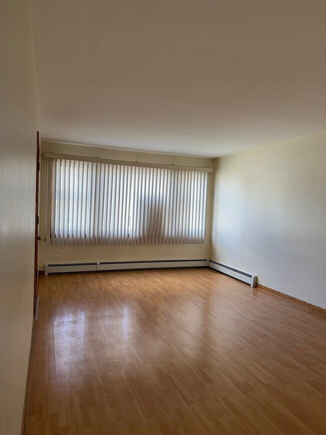 Foto del edificio - 8315 W Berwyn Ave