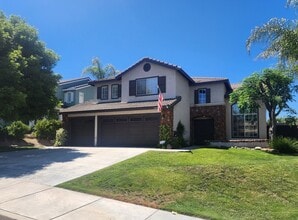 Building Photo - 32951 Levi Ct