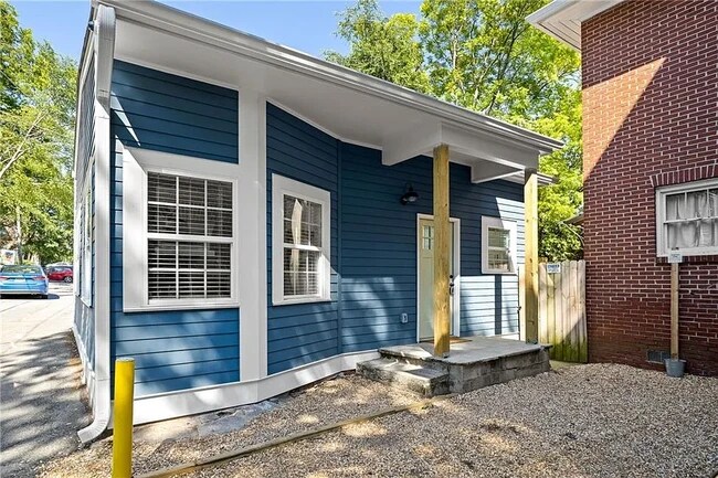 Building Photo - 1118 Colquitt Ave NE