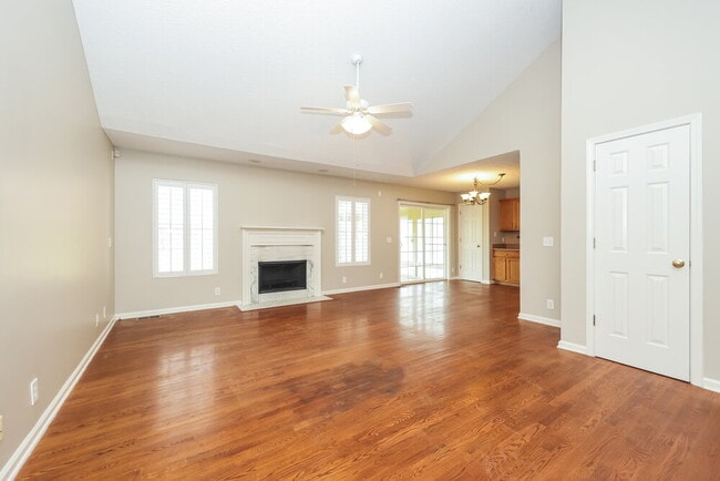 Building Photo - 3423 Ravenel Ct