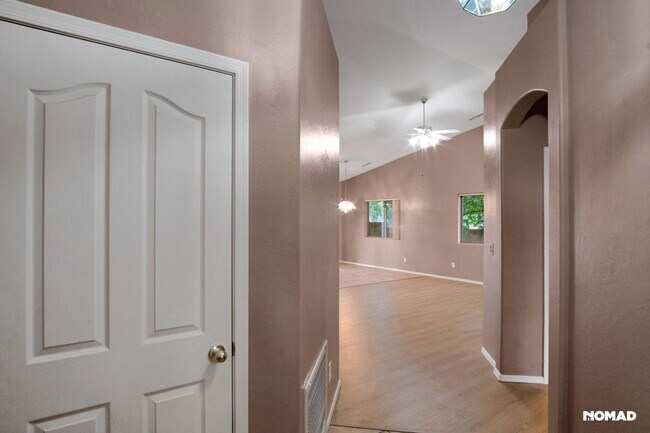 Building Photo - Charming 3BR/2BATH House in Prescott Valley