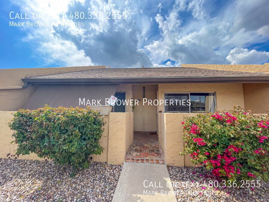 Foto principal - 8055 E Thomas Rd
