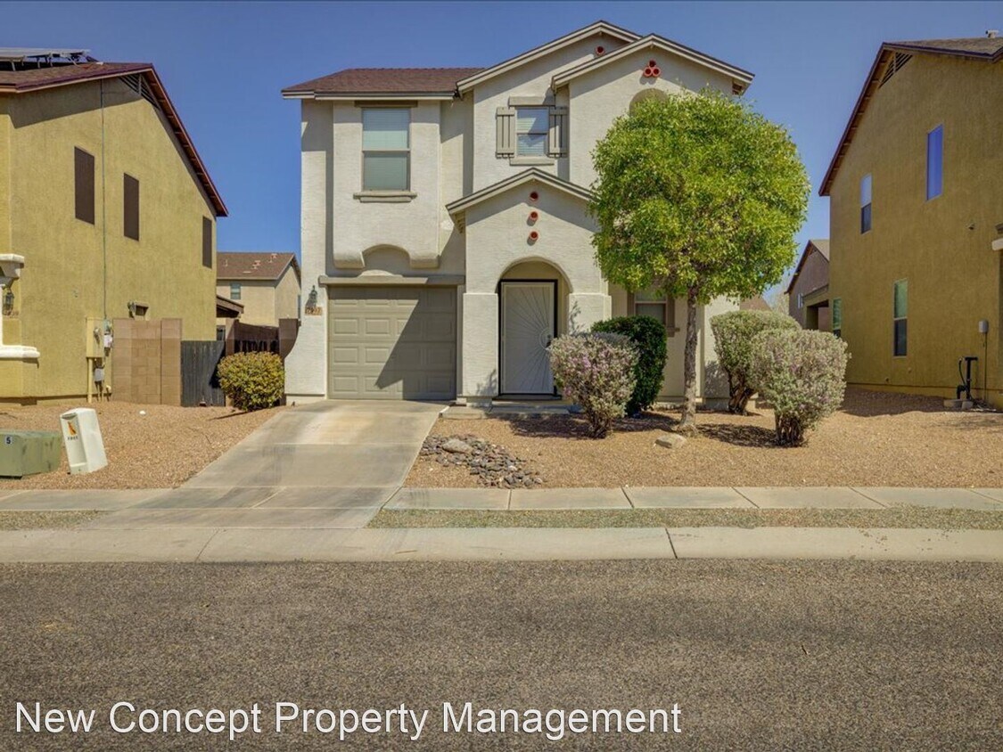 Primary Photo - 3 br, 2.5 bath House - 7047 S. Blueeyes Dr.