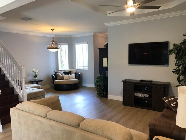 Building Photo - 1030 Murano Bay Dr