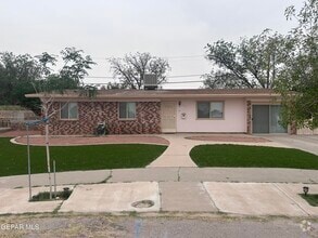 Building Photo - 333 Mariana Cir