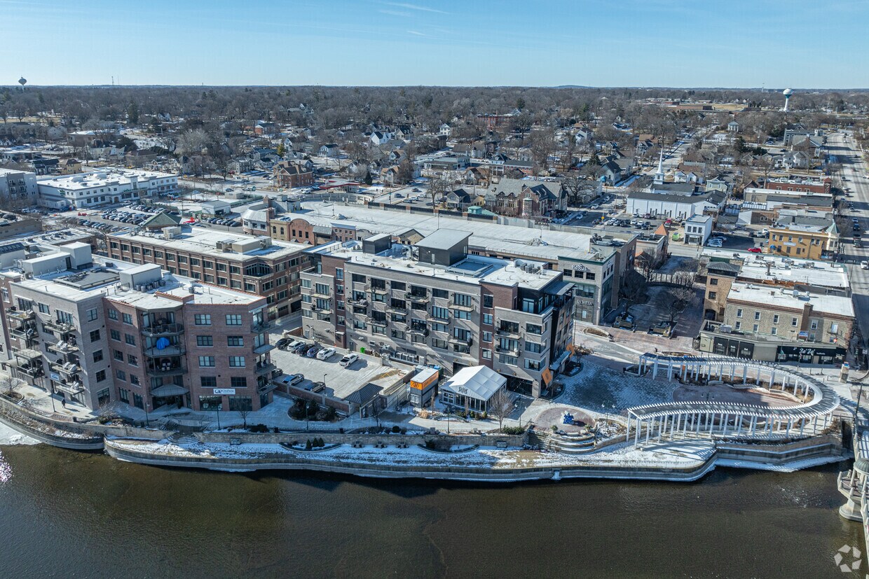 Aerial Context Image - River Lofts of St. Charles