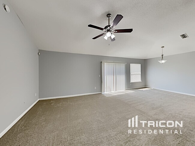 Building Photo - 6830 Shoreline Ln