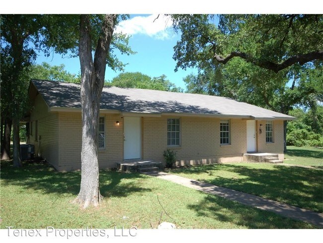 1018 N Wall St, Belton, TX 76513 House for Rent in