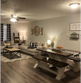 Interior Photo - Mary Allin Dr
