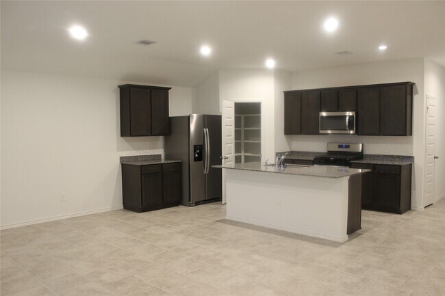 Foto del edificio - 1126 Appaloosa Ln