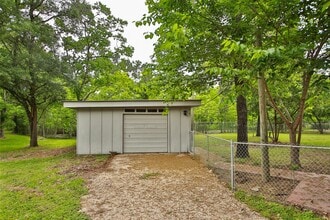 Building Photo - 30115 Misty Meadow Dr