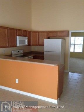 Building Photo - 652 Ansley Way
