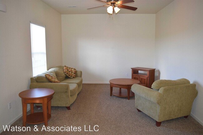 Building Photo - 16857 Hunters Ridge Ln
