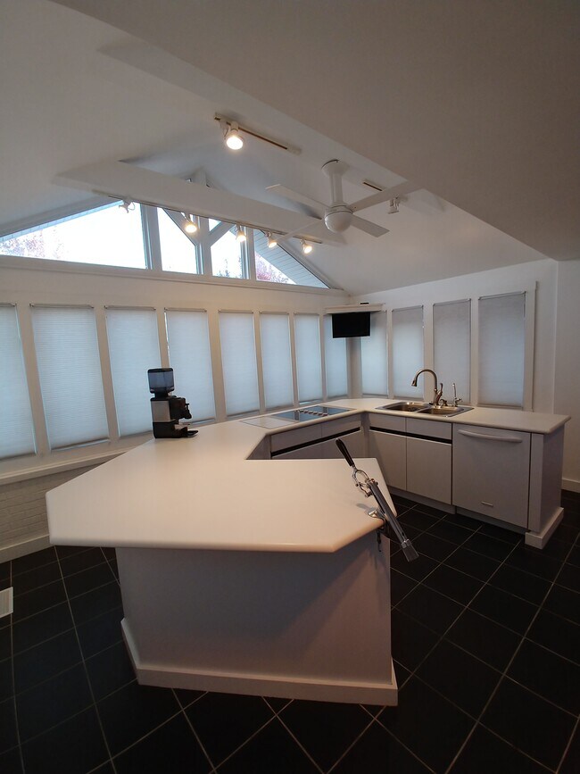 Kitchen - 3 Saint Marys